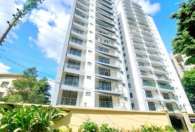 2 Bed Apartment with En Suite at Riverside Drive