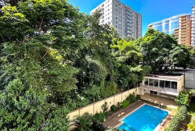 3 Bed Apartment with En Suite at Lavington