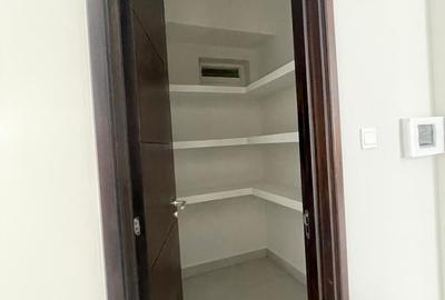 4 Bed Apartment with En Suite at General Mathenge - 4