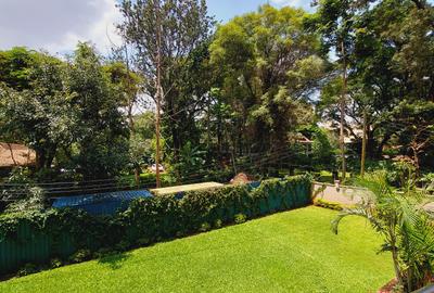 Serviced 3 Bed Apartment with En Suite in Westlands Area