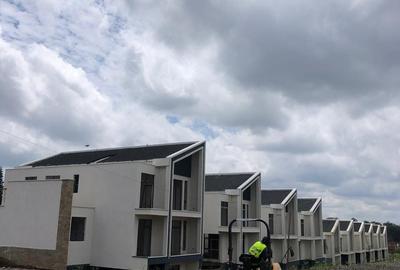 4 Bed Villa with Garden in Kiambu Road