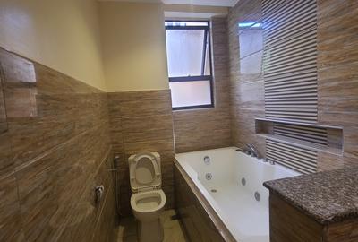 3 Bed Apartment with En Suite in Kilimani