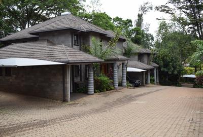 4 Bed Townhouse with En Suite at Peponi Road - 2