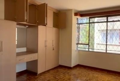 4 Bed Apartment with En Suite at Kilimani Near Yaya Centre - 3