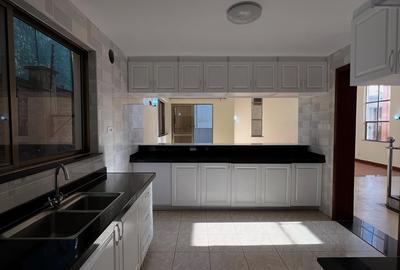 5 Bed Townhouse with En Suite at Chalbi Drive - 3