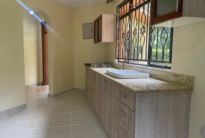 2 Bed House with En Suite in Runda