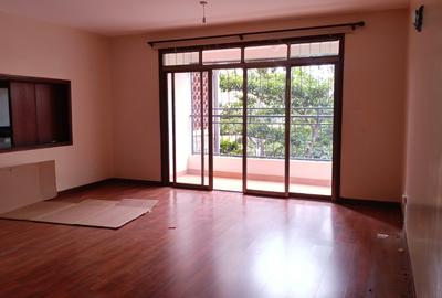 3 Bed Apartment with En Suite in Kileleshwa