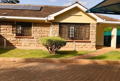 3 Bed House with En Suite at Rosslyn