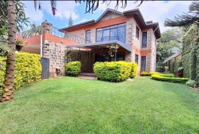 5 Bed Townhouse with En Suite in Lavington