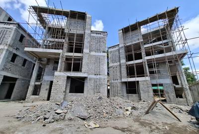 5 Bed Townhouse with En Suite in Lavington