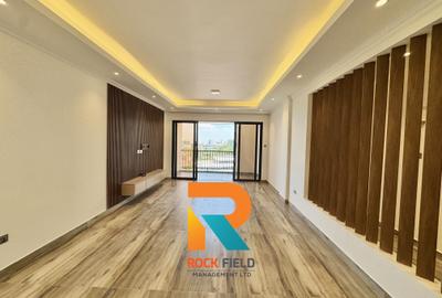 2 Bed Apartment with En Suite in Brookside - 2