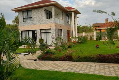 3 Bed House with En Suite in Nyari