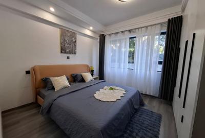 2 Bed Apartment with En Suite in Lavington