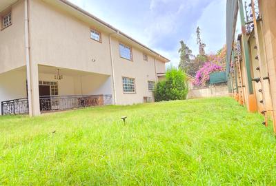 4 Bed Townhouse with En Suite at Lavington Apple Cross - 3