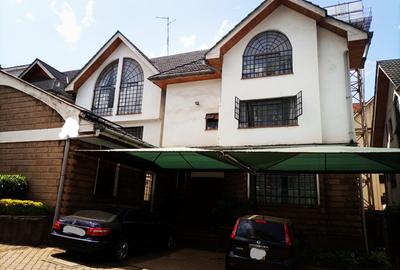 5 Bed Villa with En Suite at Nairobi