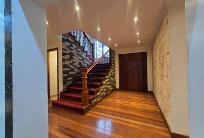 4 Bed Townhouse with En Suite in Lavington - 4