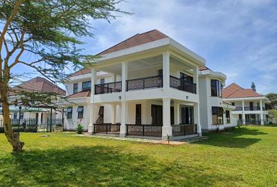 4 Bed Townhouse with En Suite in Karen Hardy