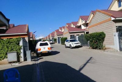 4 Bed House with En Suite in Athi River - 2