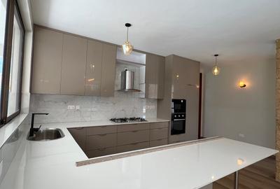 6 Bed House with En Suite in Karen