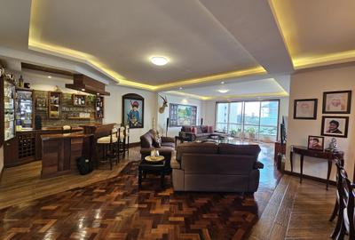 5 Bed Apartment with En Suite at Parklands - 4