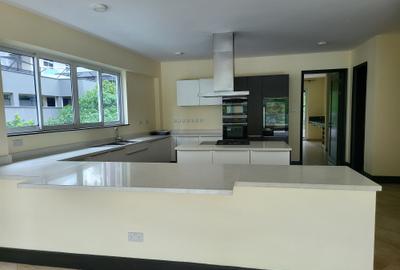 4 Bed Apartment with En Suite in General Mathenge - 4
