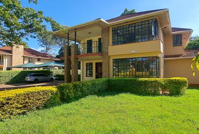 5 Bed Townhouse with En Suite at Kiambu Road