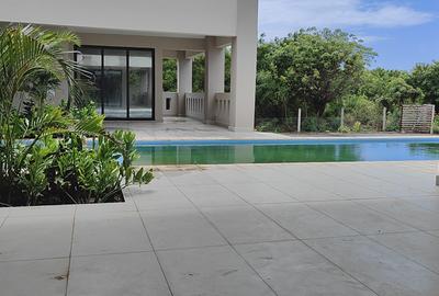 5 Bed House with En Suite in Vipingo