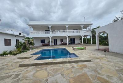 6 Bed House with En Suite in Watamu