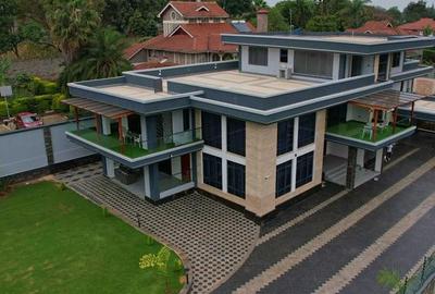 5 Bed House with En Suite at Runda Road