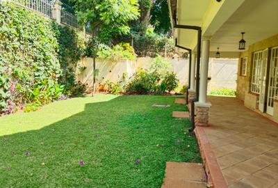 5 Bed Townhouse with En Suite at Lavington