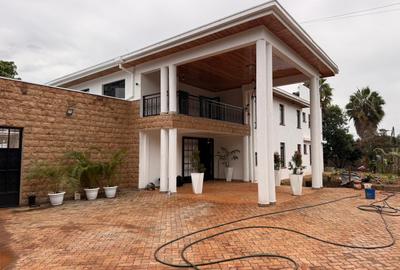 5 Bed Villa with Staff Quarters in Runda - 2