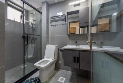 Serviced 1 Bed Apartment with En Suite at Riverside Drive - 3