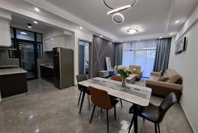 2 Bed Apartment with En Suite in Lavington