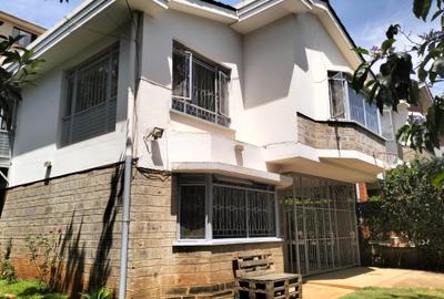 4 Bed Townhouse with En Suite in Westlands Area