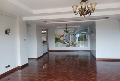 4 Bed Apartment with En Suite at Riverside Drive