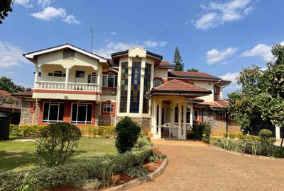 5 Bed House with En Suite at Faith Drive - 3