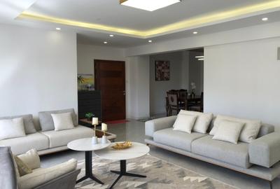 3 Bed Apartment with En Suite at Lavington - 2