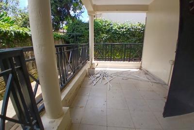 5 Bed Townhouse with En Suite at Mbaazi Avenue - 4
