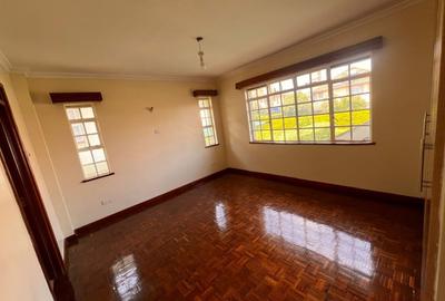4 Bed Townhouse with En Suite in Runda - 3