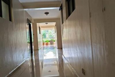 Serviced 4 Bed Apartment with En Suite at Riverside Drive