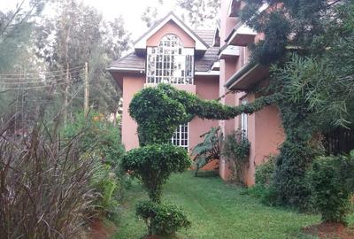 4 Bed House with En Suite at Kerarapon Drive