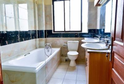 4 Bed Apartment with En Suite in Kileleshwa