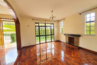 4 Bed Townhouse with En Suite at Loresho - 4