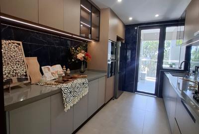 3 Bed Apartment with En Suite in Westlands Area - 3