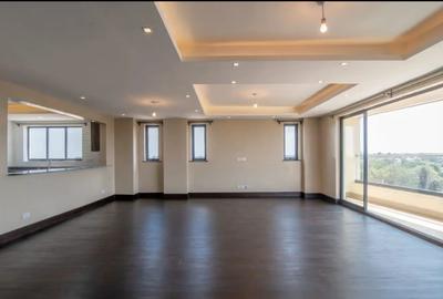 4 Bed Apartment with En Suite in Lavington