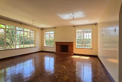 4 Bed House with En Suite at Paradise Lost Road - 4