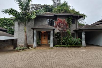 4 Bed House with En Suite at Peponi Rd