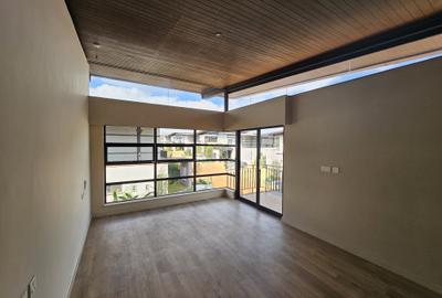 3 Bed House with En Suite in Runda - 4