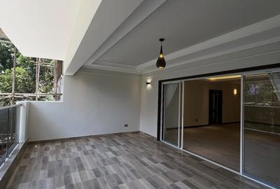 3 Bed Apartment with En Suite at Riverside Drive - 2