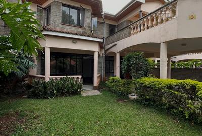4 Bed Townhouse with En Suite in Lavington - 2